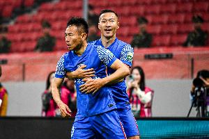 华体会下载-家有二老！36岁吴曦&amp;38岁于汉超榜首大战破门！助申花三分领跑！