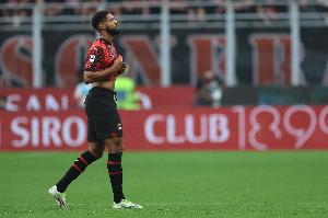 华体会官网-跟队记者：奇克突发急性阑尾炎住院，今天将接受手术切除阑尾