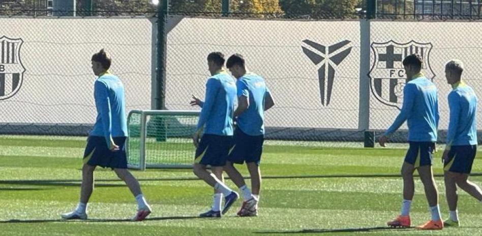 华体会平台-世体：弗里克征召科尔特斯到一线队训练；莱万周末联赛能上场